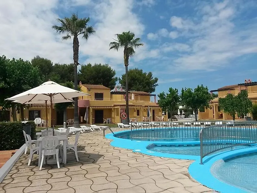 Apartamentos Ses Anneres Cala'N Blanes  2*, Cala'N Blanes (Menorca)