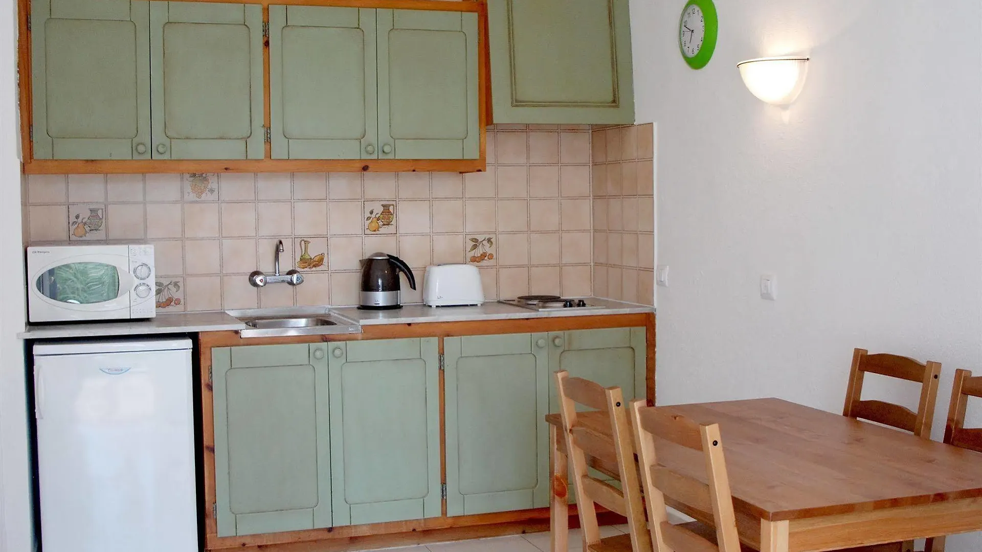 Apartamentos Ses Anneres Cala'N Blanes  España